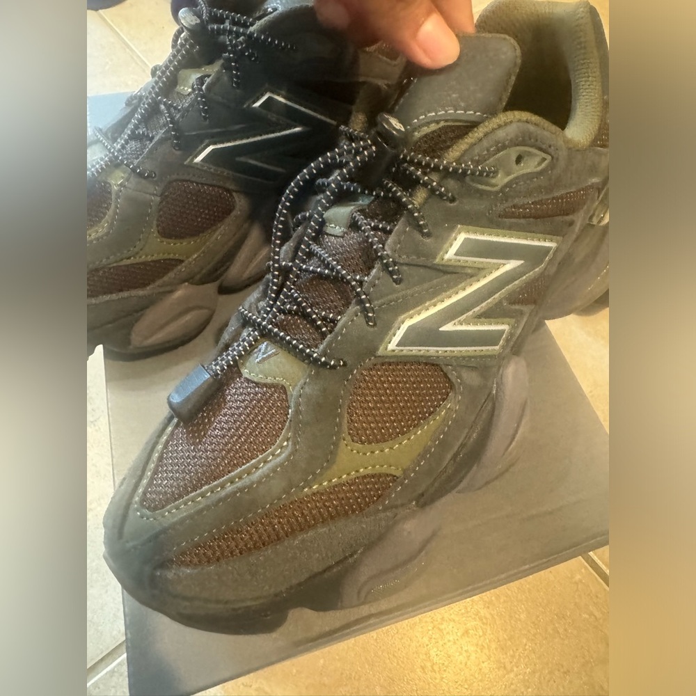 New Balance 9060